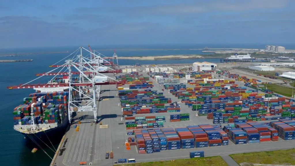 port de djen djen mise en service de quatre